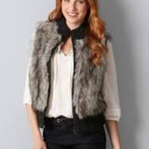 Ann Taylor LOFT Faux Fur Vest Grey, Sleeveless, Lined, Full Zip, XS/S